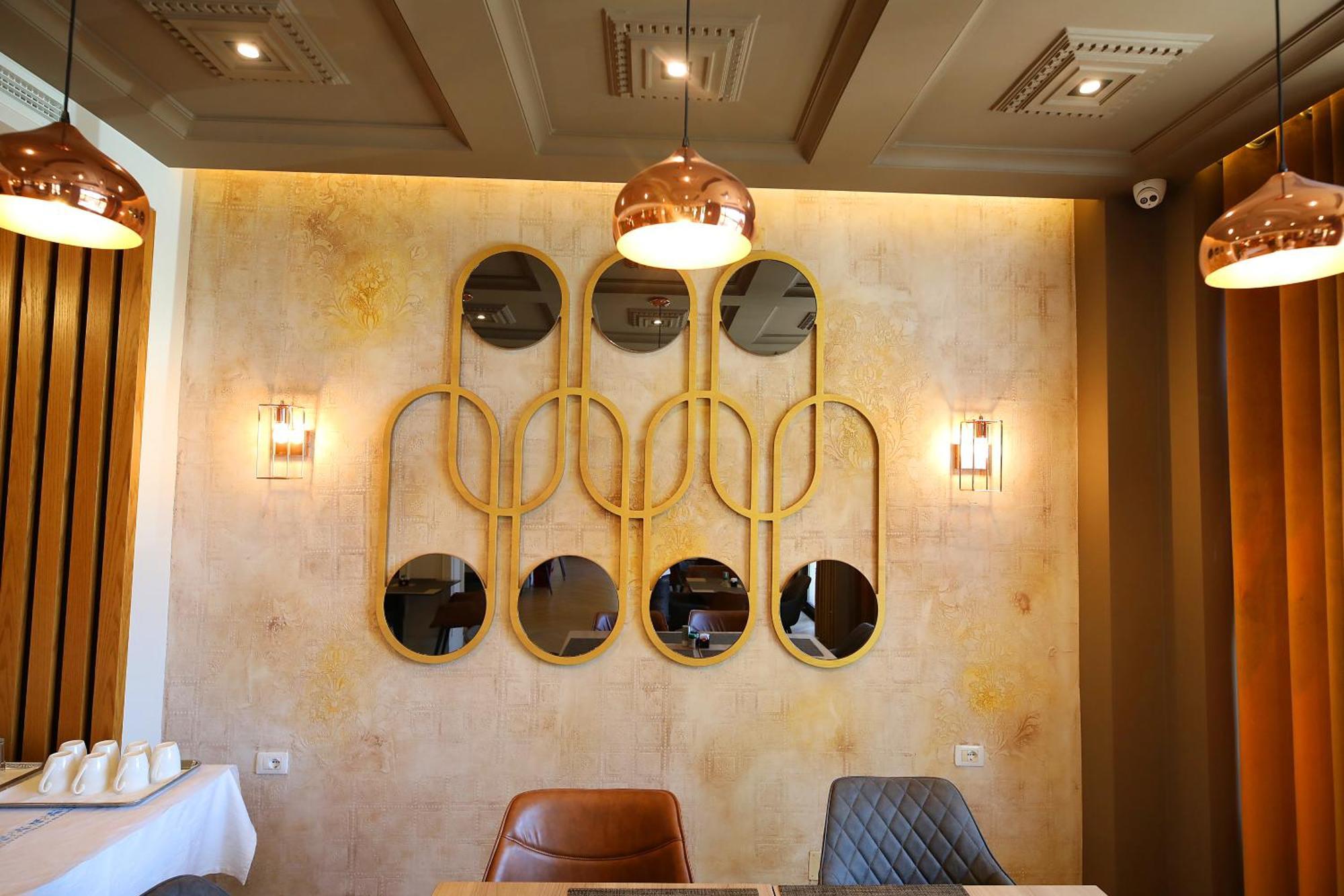Hotel Erjuma Vlorë Extérieur photo
