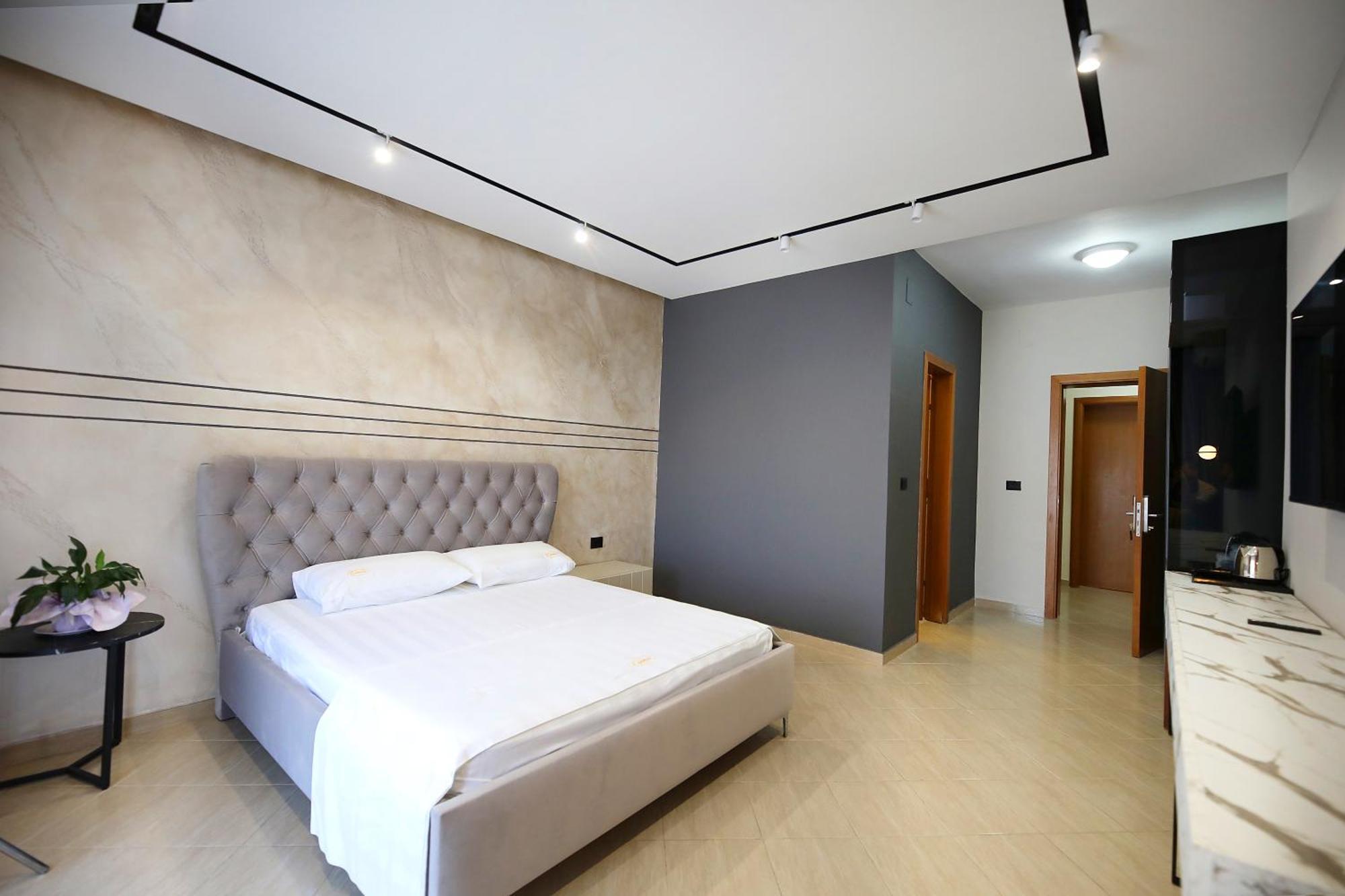 Hotel Erjuma Vlorë Extérieur photo
